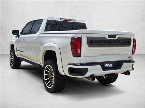 Used 2024 GMC Sierra 1500 AT4 w/ Technology Package AWD/4WD image 8