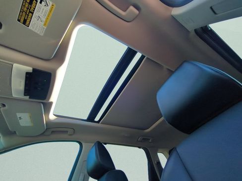 Used 2021 Nissan Rogue SV w/ Premium Package FWD image 17
