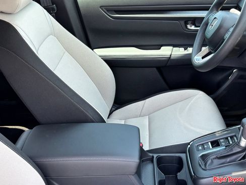Used 2026 Honda CR-V EX image 13