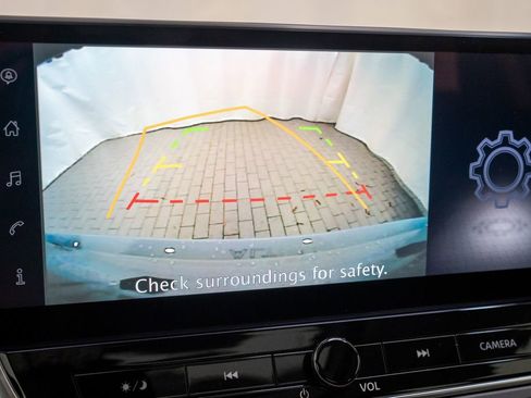 New 2025 Nissan Altima 2.5 SR image 14