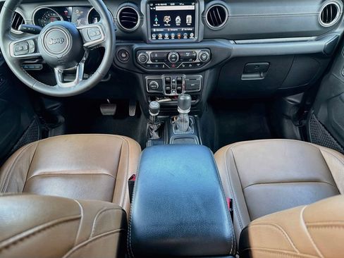 Used 2023 Jeep Wrangler Unlimited Sahara w/ Safety Group AWD/4WD image 17