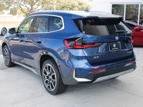 Used 2024 BMW X1 xDrive28i w/ Technology Package image 3