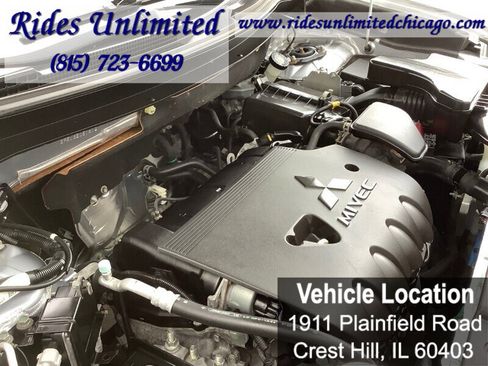 Used 2016 Mitsubishi Outlander ES image 35