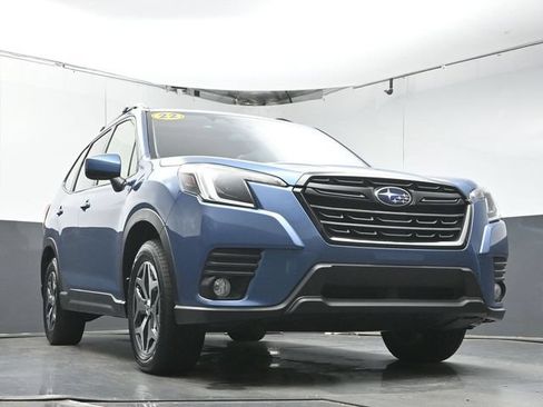 Used 2022 Subaru Forester Premium AWD/4WD image 34
