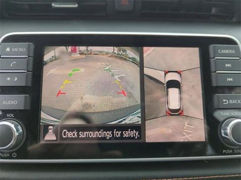 Certified 2019 Nissan Kicks SR w/ SR Premium Package image 30