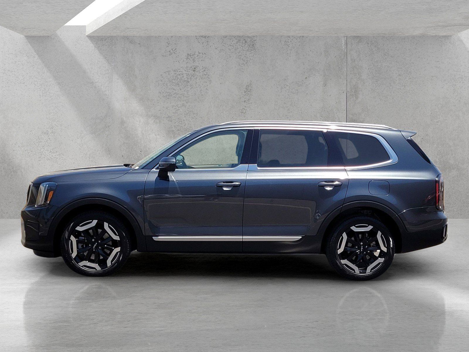 Used 2024 Kia Telluride EX FWD image 8