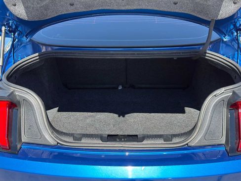 Used 2018 Ford Mustang GT RWD image 7