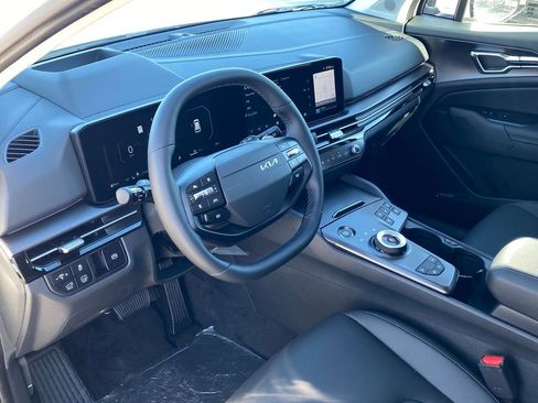 New 2026 Kia Sportage SX Prestige AWD/4WD image 12