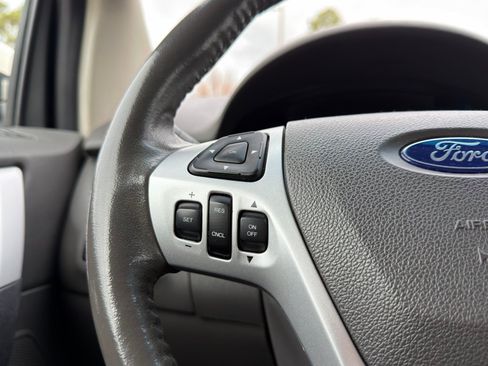 Used 2013 Ford Edge SEL image 19