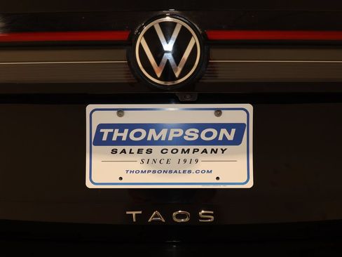 Used 2025 Volkswagen Taos S FWD image 32