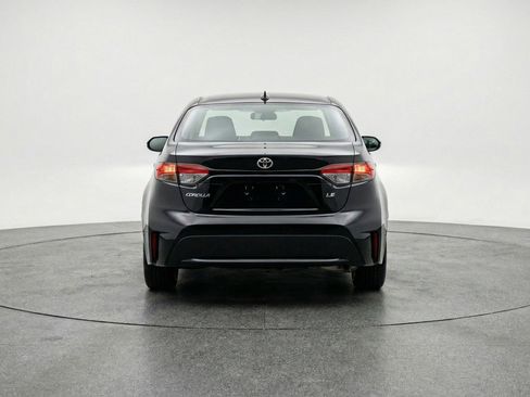 Used 2025 Toyota Corolla LE image 7