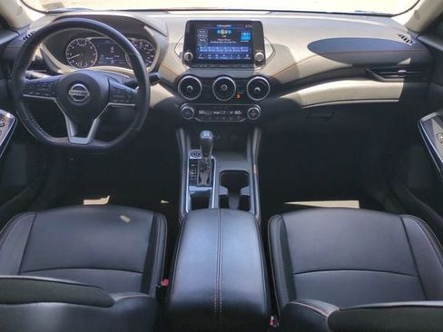 Used 2023 Nissan Sentra SR w/ SR Premium Package FWD image 14