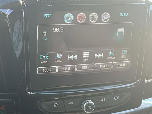 Certified 2019 Chevrolet Traverse LT image 21