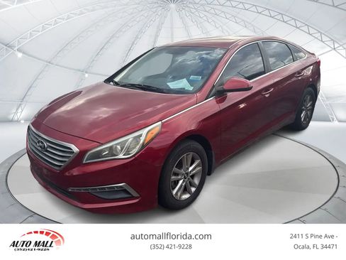 Used 2015 Hyundai Sonata SE image 1