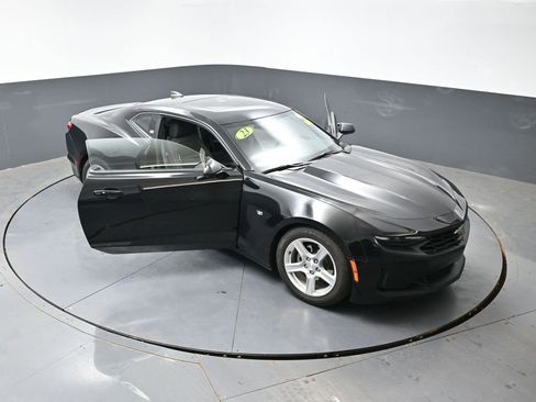 Used 2023 Chevrolet Camaro LT RWD image 82