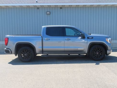 Used 2022 GMC Sierra 1500 Elevation AWD/4WD image 2