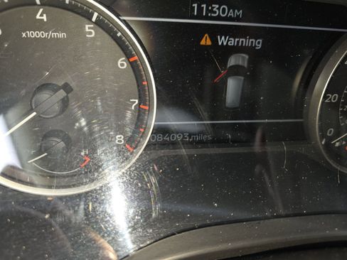 Used 2023 Mitsubishi Outlander ES AWD/4WD image 4