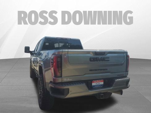 Used 2024 GMC Sierra 2500 AT4 w/ AT4 Premium Plus Package AWD/4WD image 5