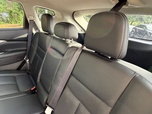 Used 2017 Nissan Murano Platinum w/ Platinum Technology Package FWD image 33