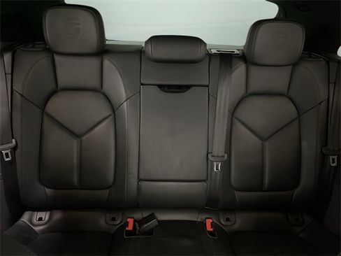 Used 2017 Porsche Macan GTS w/ Premium Package Plus image 64