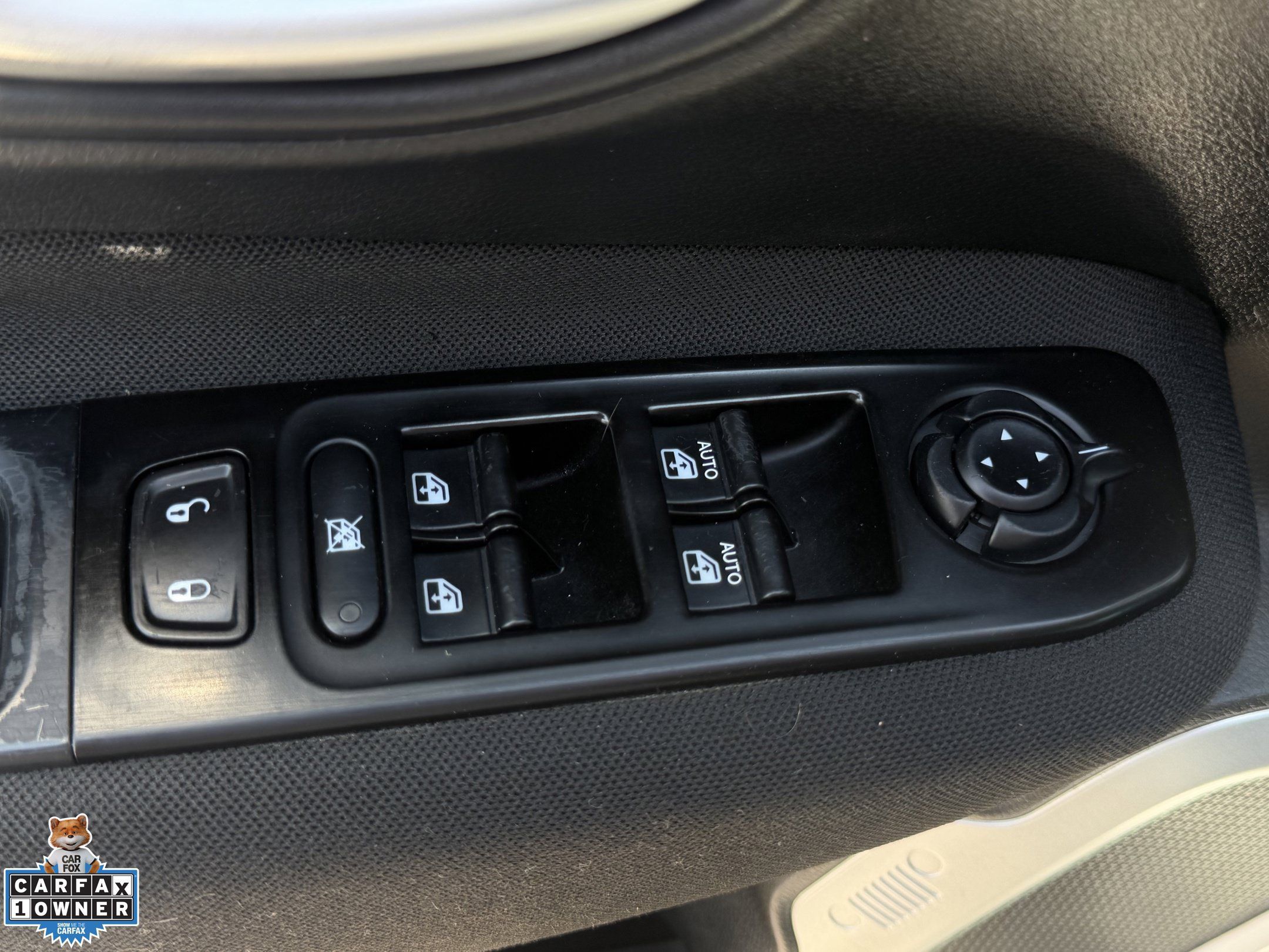 Used 2020 Jeep Renegade Latitude w/ Cold Weather Group AWD/4WD image 27