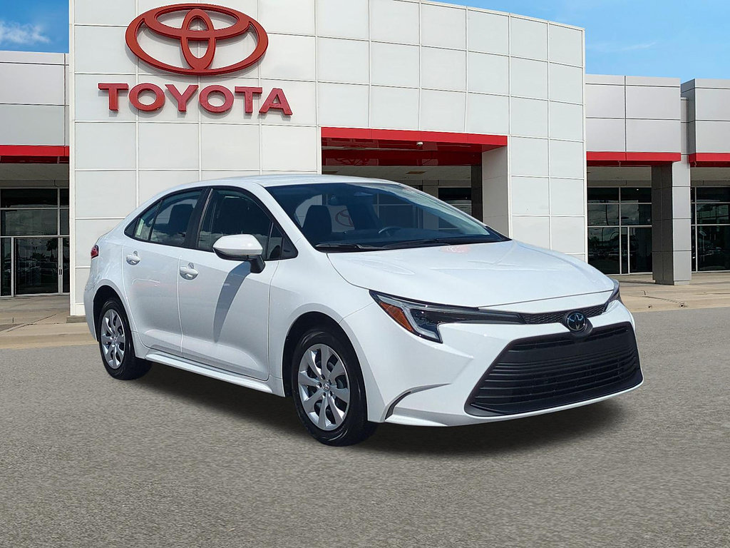 Used 2026 Toyota Corolla LE FWD image 1