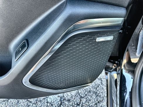 New 2026 GMC Acadia Denali w/ Super Cruise Package image 23