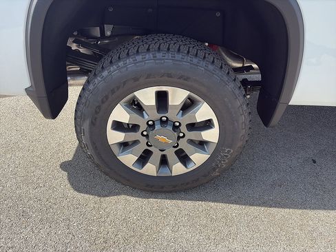 New 2026 Chevrolet Silverado 2500 LT w/ All Star Edition AWD/4WD image 14