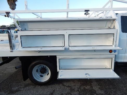 Used 2021 Ford F450 XL w/ Power Equipment Group image 14