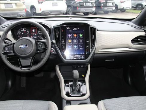 Certified 2025 Subaru Forester Premium AWD/4WD image 33