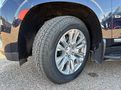 Used 2023 GMC Yukon Denali AWD/4WD image 22