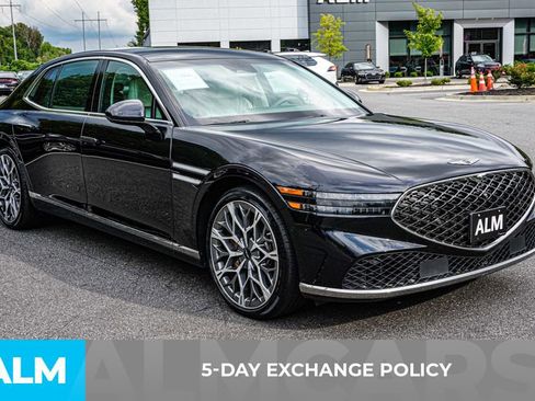 Used 2023 Genesis G90 3.5T image 4