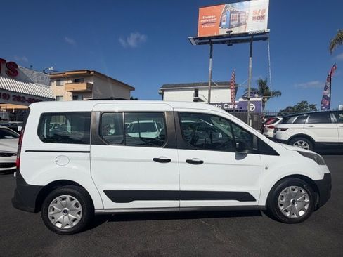 Used 2015 Ford Transit Connect XL FWD image 2