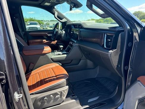 Used 2026 GMC Sierra 1500 Denali Ultimate AWD/4WD image 19