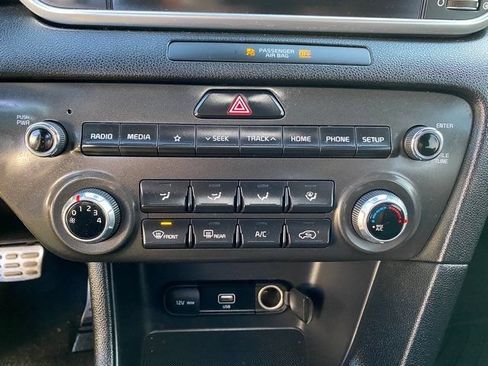Used 2022 Kia Sportage Nightfall Edition FWD image 13