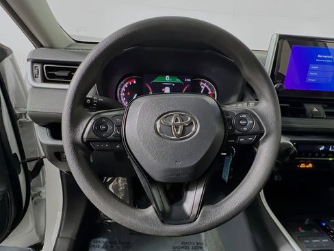 Used 2024 Toyota RAV4 LE image 17