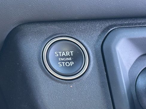 Used 2024 Land Rover Defender 110 V8 image 33