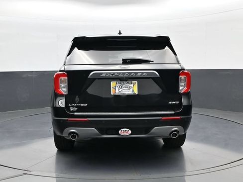 Used 2024 Ford Explorer Limited w/ Limited Technology Package AWD/4WD image 6