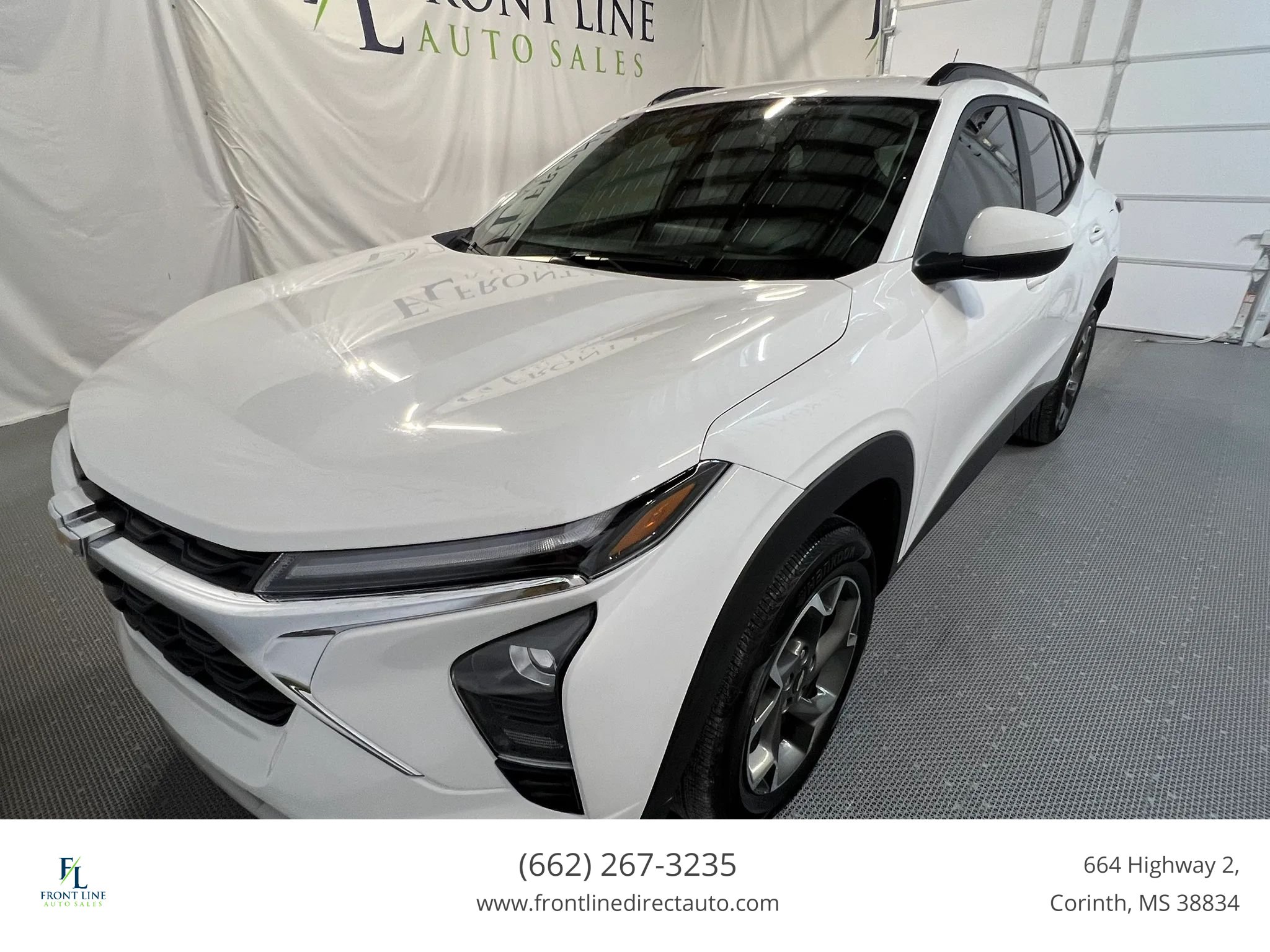 Used 2024 Chevrolet Trax LT FWD image 3