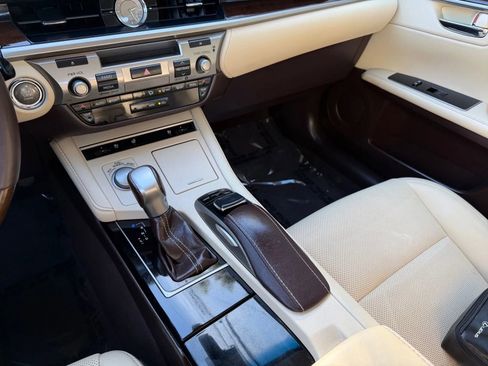 Used 2017 Lexus ES 350 image 15