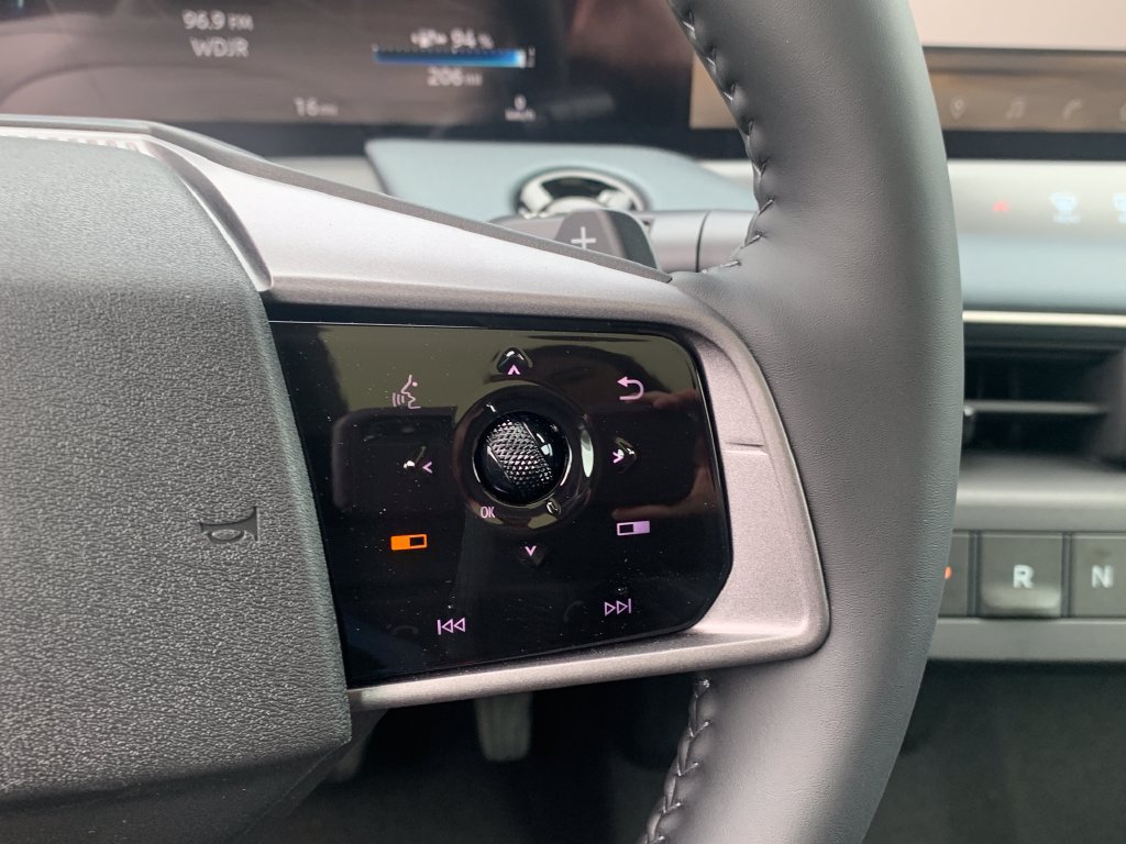 New 2026 Nissan Leaf Platinum+ FWD image 11