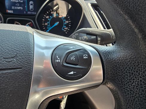 Used 2015 Ford Escape SE AWD/4WD image 29