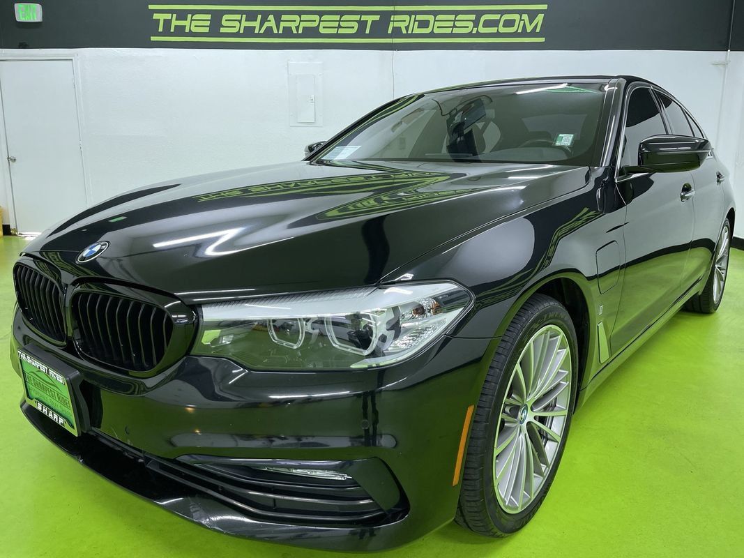 Used 2018 BMW 530e w/ Premium Package 2 RWD image 5