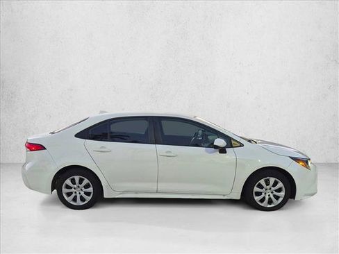 Certified 2024 Toyota Corolla LE FWD image 4