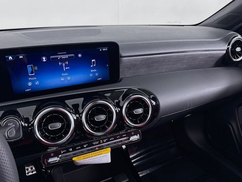 New 2026 Mercedes-Benz CLA 250 image 18