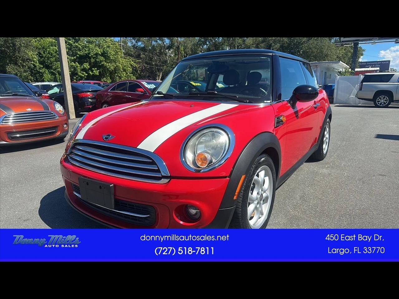 Used 2011 MINI Cooper Hardtop FWD image 1