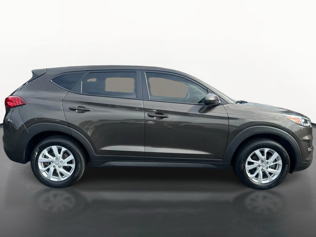 Used 2019 Hyundai Tucson SE w/ Cargo Package AWD/4WD image 2