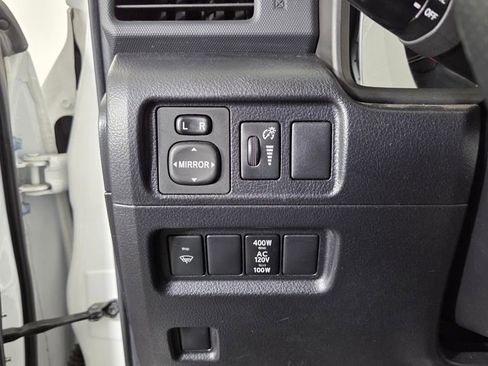 Used 2016 Toyota 4Runner SR5 image 19