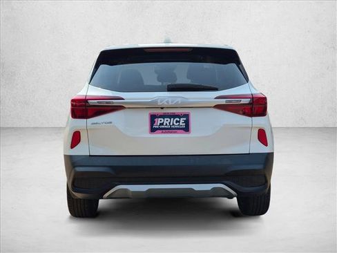 Used 2023 Kia Seltos LX AWD/4WD image 6