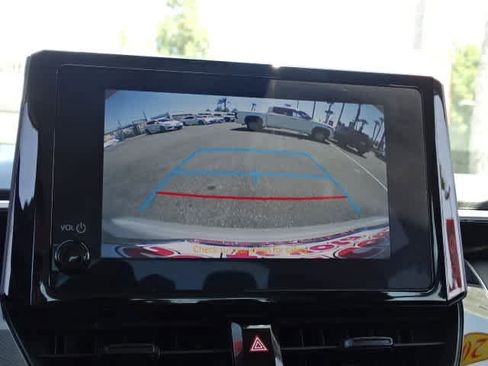 Used 2023 Toyota Corolla LE FWD image 29